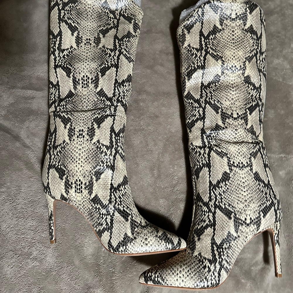 SCHUTZ Snakeskin Heeled Boots - Black and Cream - Picture 4 of 5